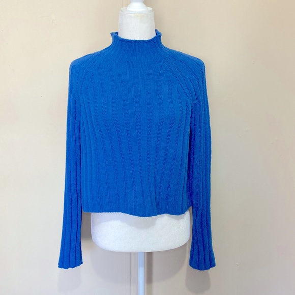 American Eagle Outfitters Sweaters - AEO cropped sweater